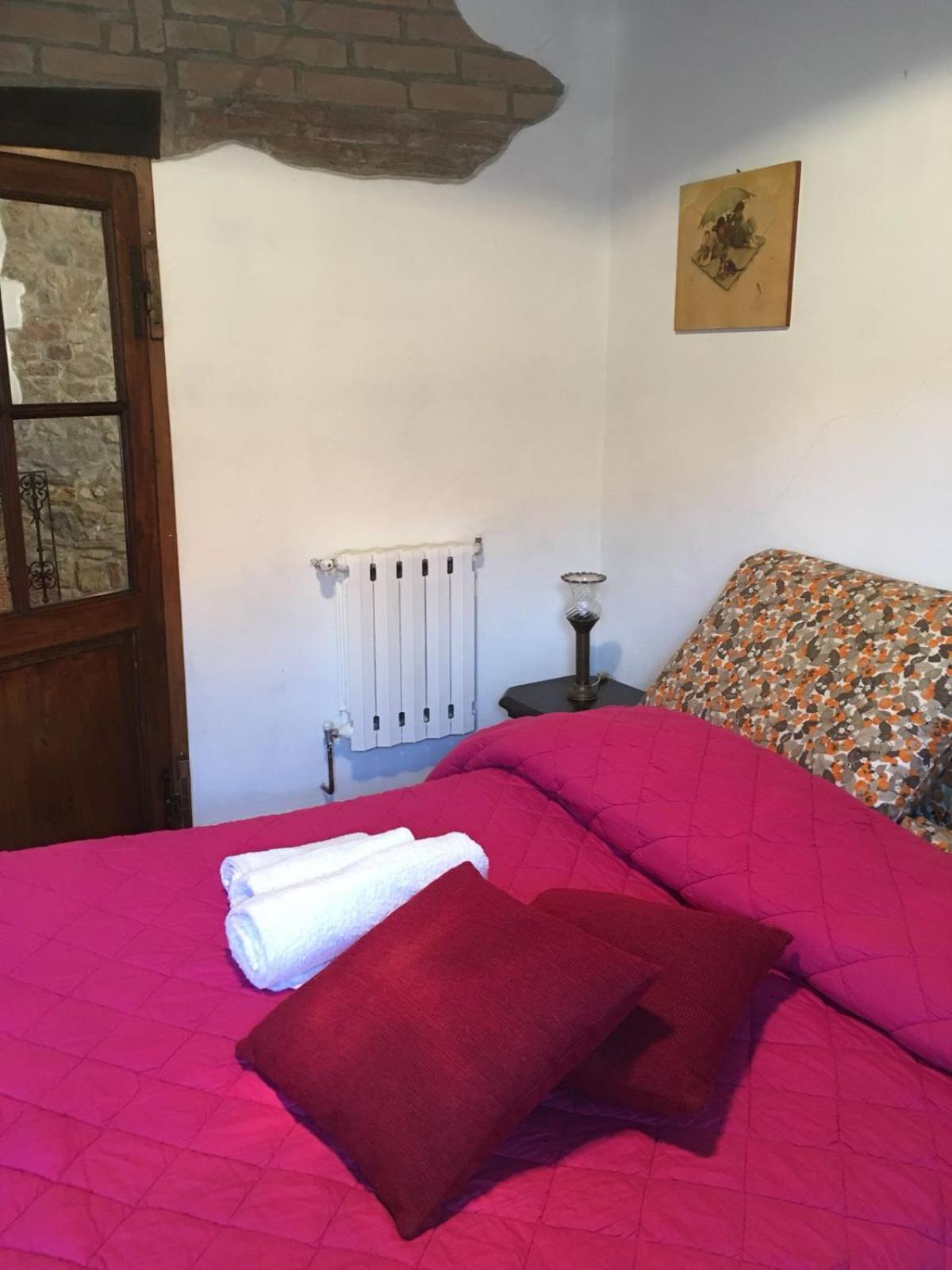 La Divina Dimora Il Castello Degli Spiriti Magni Apartman Montepescali Kültér fotó